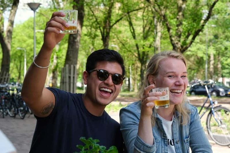Food Tour by Bike: enjoy 6 bites and cycle trough Utrecht - Meeting point reality: bikes, e-bikes, and luggage rules