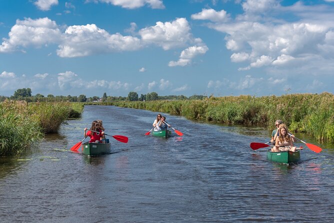 Fresh nose tour with the canoe through the nature near Amsterdam - The Natura2000 reserve and how boat access shapes the experience