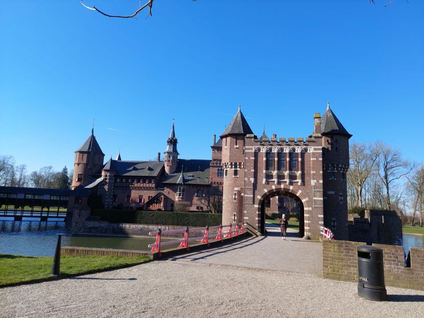 From Amsterdam: Castle De Haar Guided Tour - Gardens and park walk: where the best photos and calm moments happen