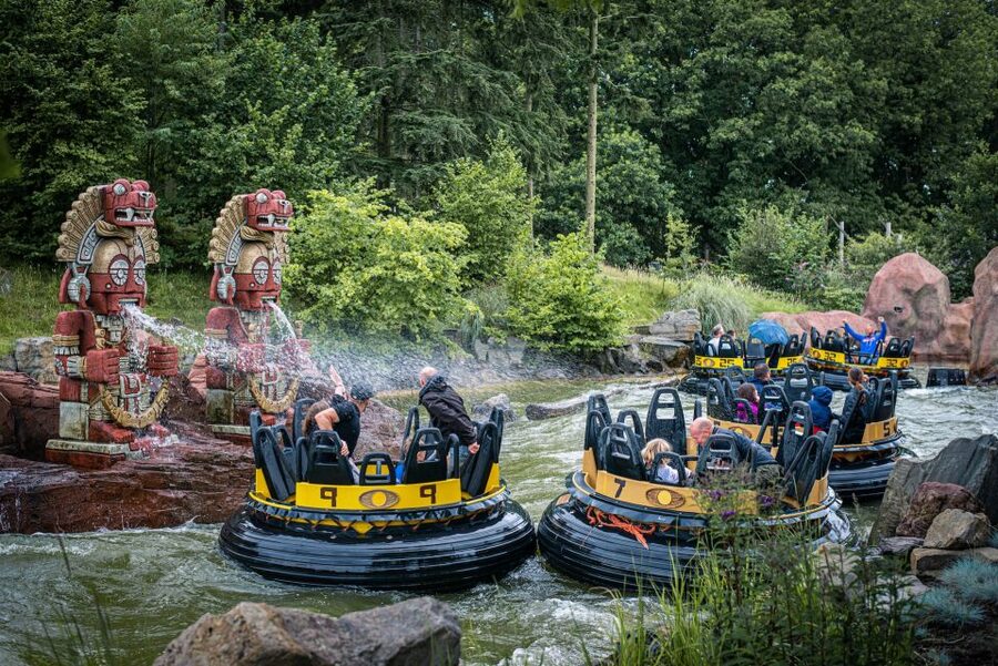 From Amsterdam: Day Trip to Efteling Theme Park with Ticket - Dutch pancakes and the food reality: what’s included and what to budget