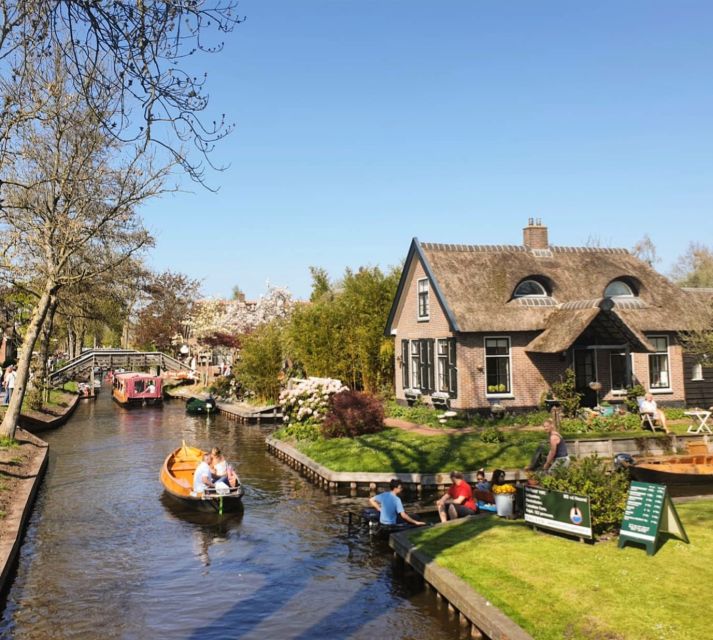 From Amsterdam: Giethoorn Day Trip with Small Electric Boat - Who should book this Giethoorn day trip, and who might not love it