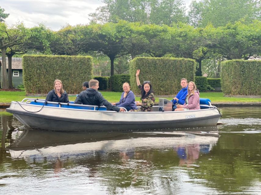 From Amsterdam: Giethoorn Day Trip with Small Electric Boat - From Amsterdam to Giethoorn, the long ride that actually pays off