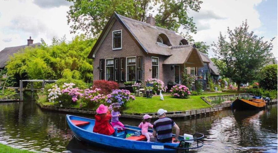 From Amsterdam: Giethoorn Guided Day Trip with Canal Cruise - The Coach Ride Is Part of the Experience, Not Just Transit