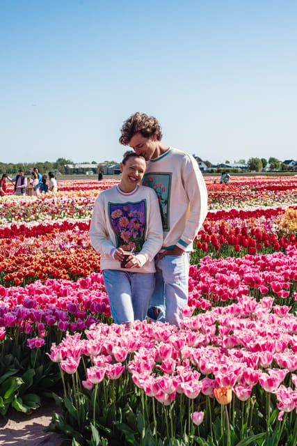 From Amsterdam: Keukenhof Gardens & Tulip Experience Tour - From Amsterdam to Lisse and Keukenhof, the practical reason this works