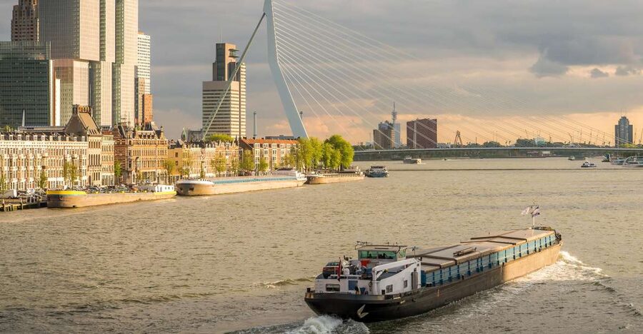 From Amsterdam: Rotterdam and The Hague Tour in Spanish - Why this Amsterdam to Rotterdam and The Hague day trip makes sense