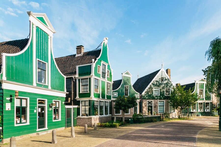 From Amsterdam: Zaanse Schans, Edam, Volendam & Marken - Marken Wooden Houses and the Weather Substitution Rule