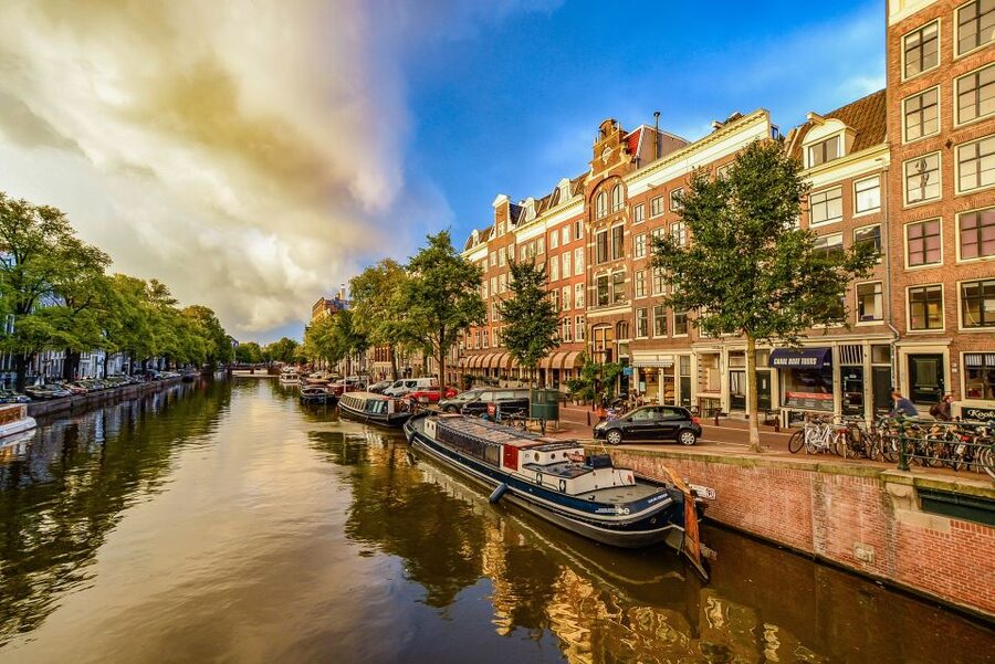 From Brussels: Cheese, Clogs & Windmills Amsterdam Day Trip - The canal cruise question: worth planning for, but confirm costs