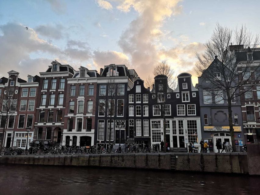 From Brussels: Day Trip to Amsterdam with Canal Boat Cruise - Practical Tips That Make the Day Easier