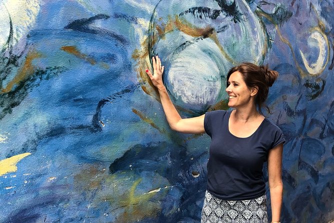 Get the best out of Delft by creating memories during our private walking tour! - Meeting at Markt 80, then easing into Delft’s story