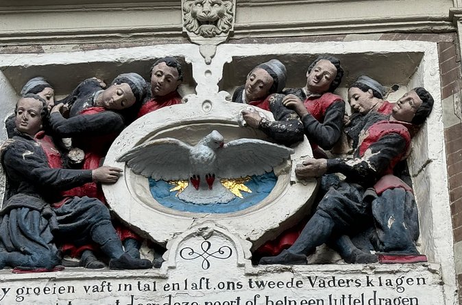 Ghost Walking Tour and Dark History in Amsterdam - Spinhuissteeg and the haunted-building vibe