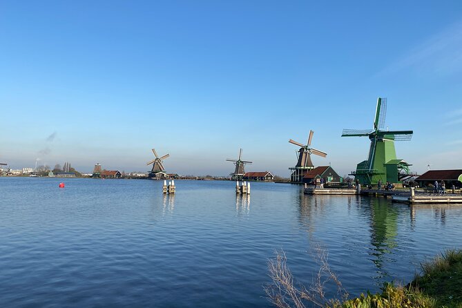 Giethoorn, Afsluitdijk, Zaanse Schans Day Tour Incl Hotel Pick Up - Zaanse Schans: Cheese, Clogs, Windmills, and a Diamond Cut Demo