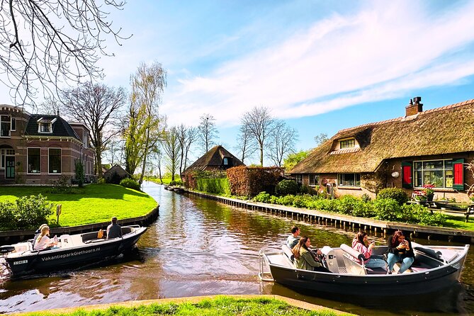 Giethoorn and Zaanse Schans Tour With Local Guide - Stop 2: Catharina Hoeve cheese farm tasting and presentation