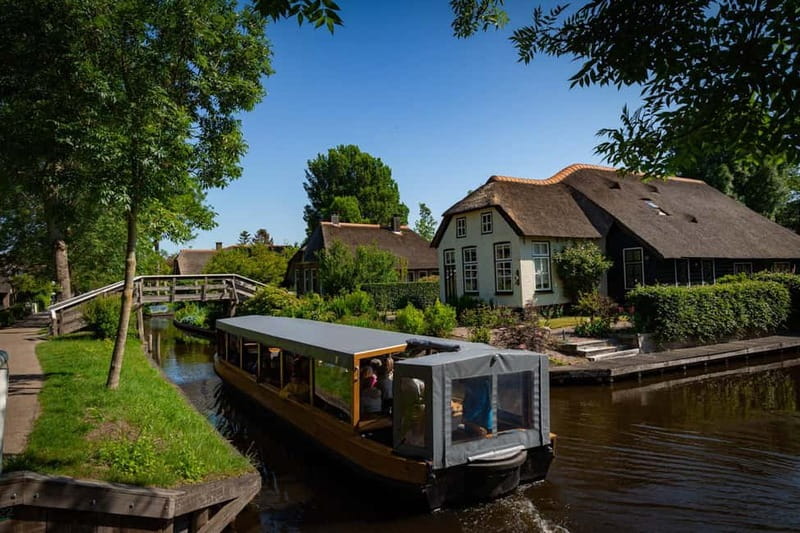 Giethoorn: Canal Cruise & lake Tour & Sightseeing Village - Pricing and value: what $16 buys in 3 hours