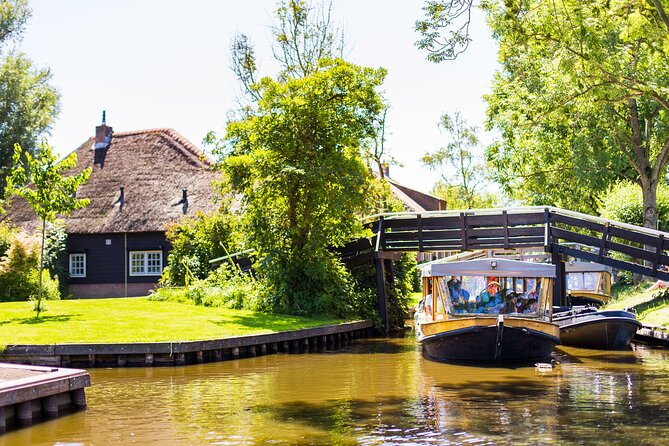 Giethoorn Day Trip from Amsterdam with Boat Trip - Price and value for $70.89: what’s included and what you’re paying for