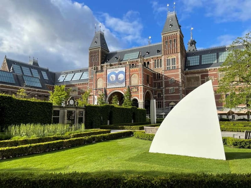 Go City Amsterdam Pass: Attractions Pass with Rijksmuseum - How the Go City Pass works with your phone (and why it matters)