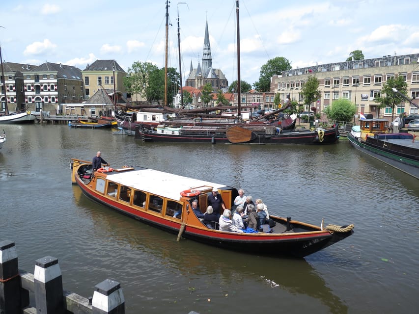 Gouda: Historical Canal Cruise - Museum Harbour and the monumental ships you see from the canals