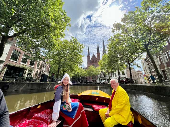 Gouda: Open Boat City Canal Cruise - A simple route with a real shipping logic: what the 1 hour does