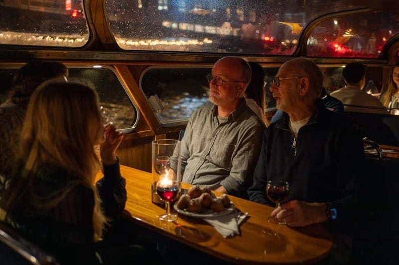 Groningen: Candlelight tour - Meeting point and timing: where you show up for the lights