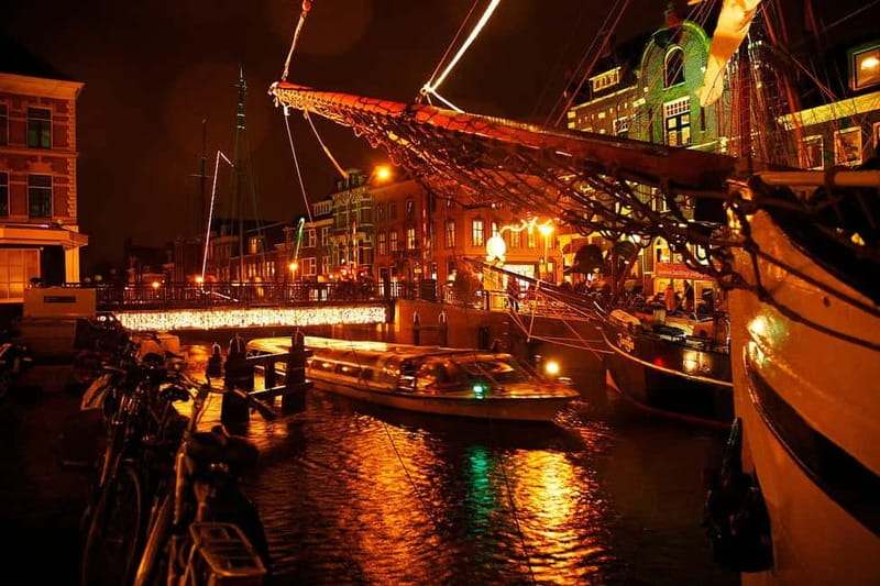 Groningen: Candlelight tour - What you actually get for $37, glühwein and oliebollen included