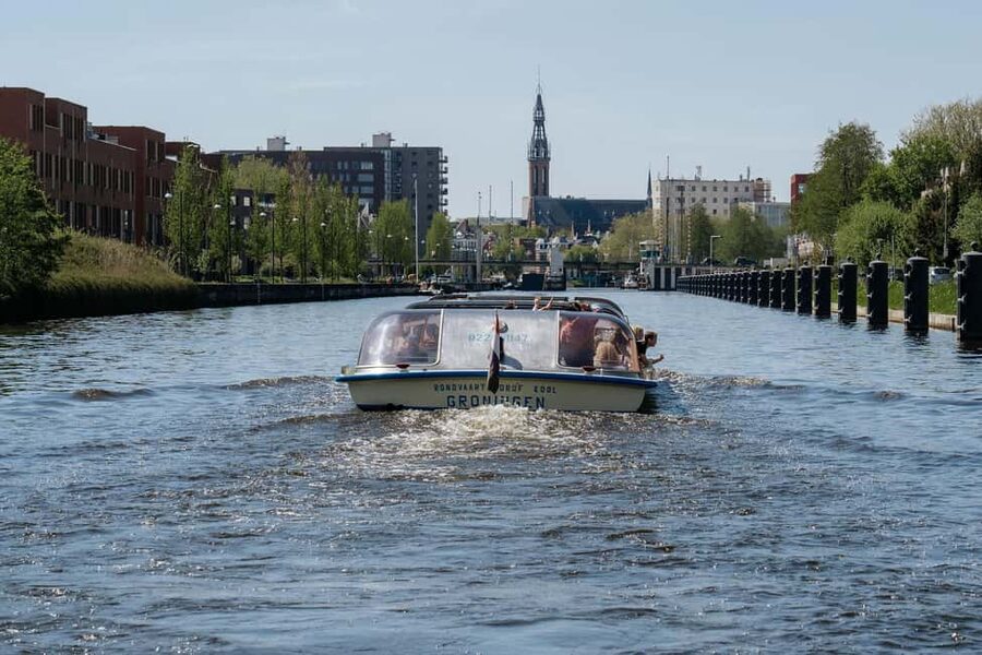 Groningen: City Canal Cruise - Where to Meet at Stationsweg 1012 (By the Groninger Museum)
