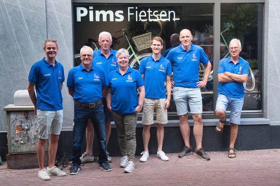 Groningen: City Highlights Bike Tour - University of Groningen: seeing the city through its academic life