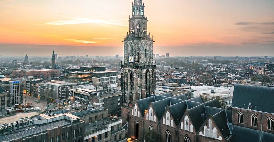Groningen: Climb the Martinitower - Getting to the tower: Forum Groningen and the voucher swap
