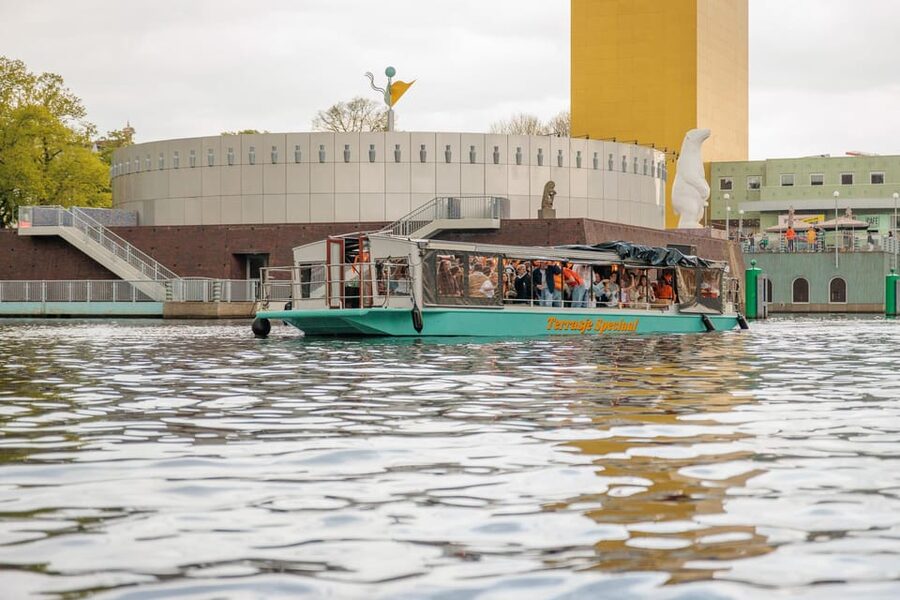 Groningen: Terrace Boat Experience with a Cozy Bar - Terrasje Speciaal: the floating terrace with a bar on board