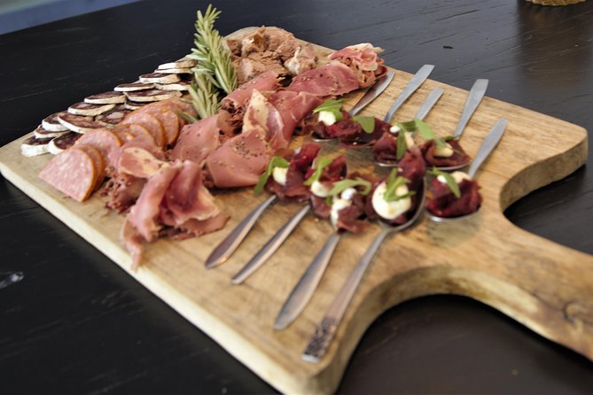 Guided Food Tour Haarlem (4-8 guests) - Old City - Grote Markt Start: A Great Way to Orient Yourself