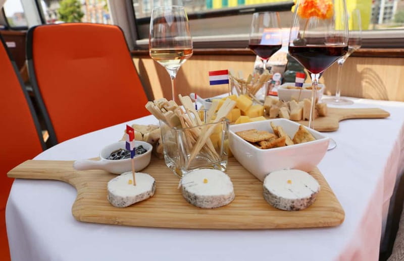 Haarlem: Local Cheese and Wine Cruise - Getting on board in comfort: heated waiting and a practical boat