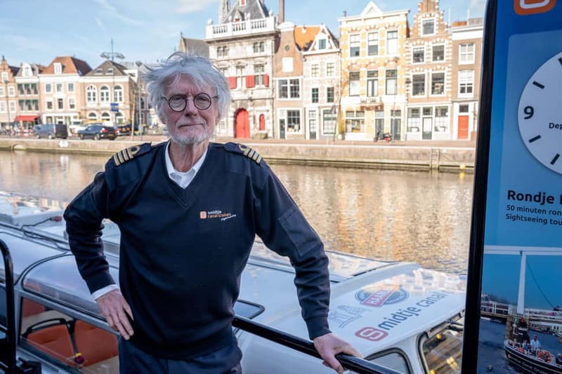 Haarlem: Local Cheese and Wine Cruise - How the cruise moves through Haarlem: landmarks, bridges, and the sound level reality