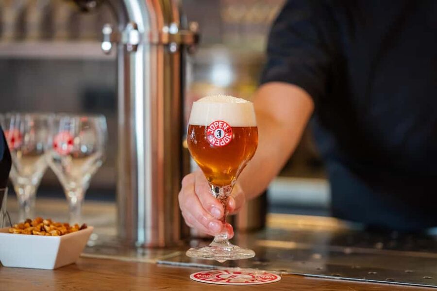 Haarlem: Local Craft Beer Tasting In The Famous 'Jopenkerk' - What you actually taste, four beers plus four bitterballen