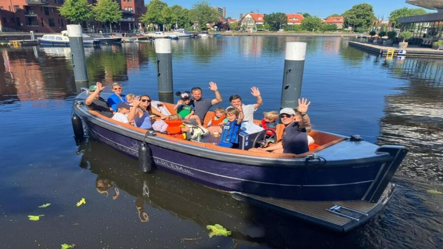 Haarlem: Self-Drive Private Electric Boat Rental - Key things to know before you captain your own electric boat