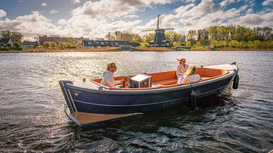 Haarlem: Self-Drive Private Electric Boat Rental - Why Haarlem canals feel special when you steer yourself