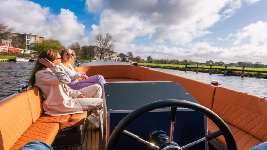 Haarlem: Self-Drive Private Electric Boat Rental - Inside the boat: electric power, cushions, and steering that clicks fast