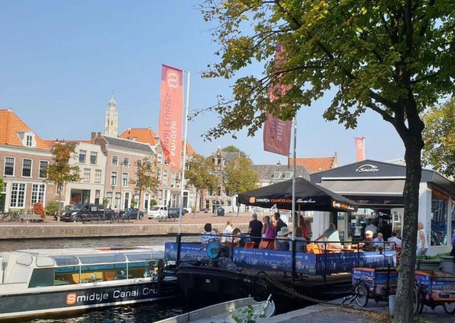 Haarlem: Sightseeing Canal Cruise through the City Center - Nieuwe Gracht: where the canal views feel especially personal