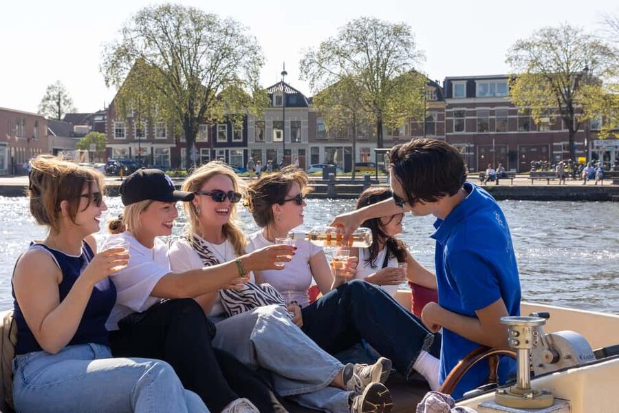 Haarlem: Unlimited Drinks City Cruise - Should You Book This Haarlem Canal Cruise With Unlimited Drinks?