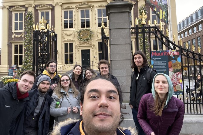 Hague: The Heart of Old Town Exploration Game and Tour - FAQ