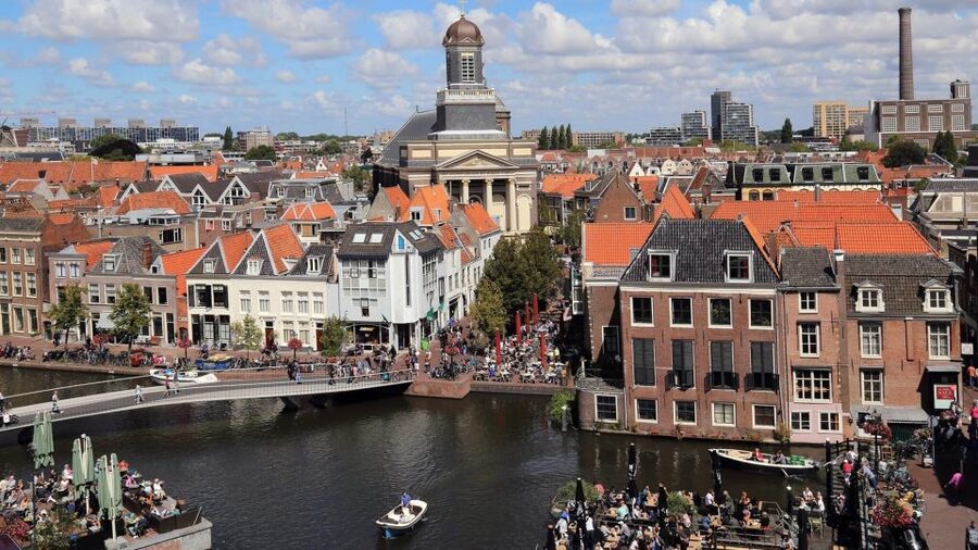 Historical Leiden: Private Walking Tour with a Local Guide - Starting at Beestenmarkt: easy to find, great for getting oriented