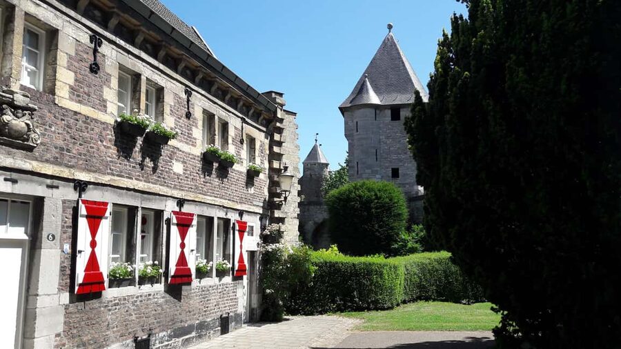 Historical Maastricht: Private Walking Tour with Local Guide - Meet at Onze-Lieve-Vrouweplein, right where the old town starts to feel real