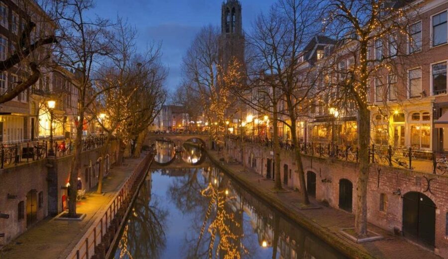 Historical Utrecht: Private Walking Tour with a Local Guide - Why starting at the Dom Tower makes Utrecht click fast