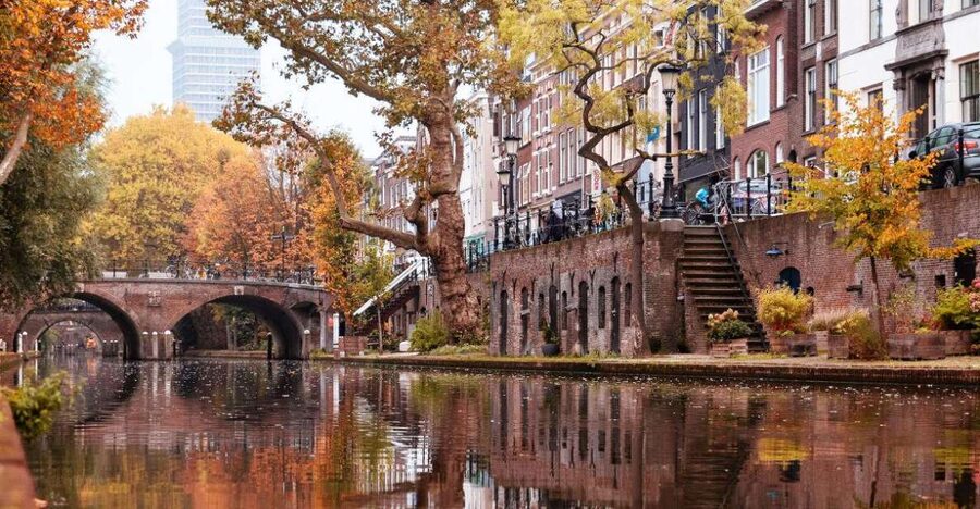 Historical Utrecht: Private Walking Tour with a Local Guide - What the university city vibe adds to the walk