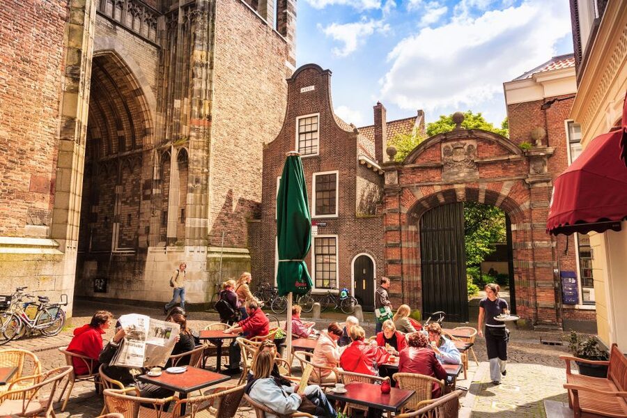Historical Utrecht: Private Walking Tour with a Local Guide - Who this private Utrecht walk suits best