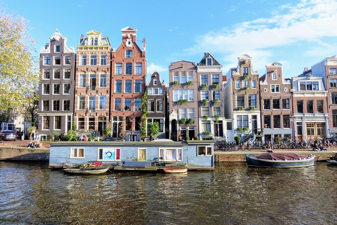 History & culture tour in Amsterdam with a local - Why this Amsterdam walking tour is such a good use of 2 hours