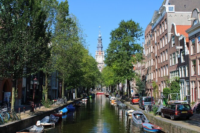 History & culture tour in Amsterdam with a local - Beursplein: how a city got its name and its global reach