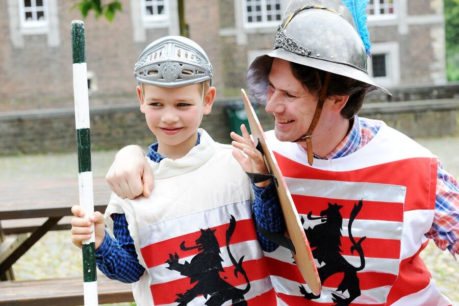 Hoensbroek: Entry Ticket to Hoensbroek Castle - Hoensbroek Castle Tickets for $17: What You Actually Get