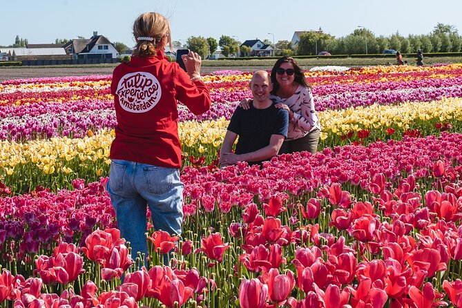 Keukenhof Gardens & Tulip Experience Tour from Amsterdam - Keukenhof Gardens: how to make 3.5 hours feel like more