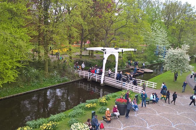 Keukenhof's Tulips and Windmills Small-Group Tour from Amsterdam - Zaanse Schans: More Than Windmill Photos