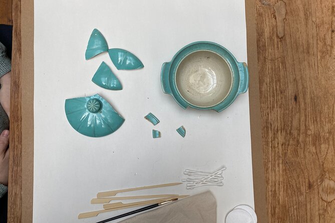 Kintsugi Workshop "The art of Imperfection" - The 2-Hour Workshop Flow: From Symbolic Break to Gold Seams