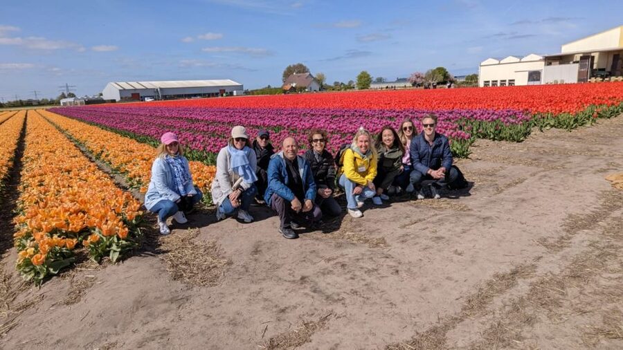Lisse: Enjoy the Tulip Fields by Bike with a Local Guide! - St. Agatha Church in the center of Lisse: the calm break that gives context