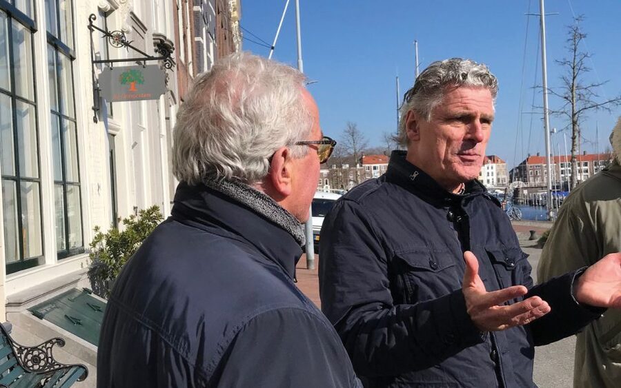 Middelburg: Guided City Walking Tour - Weather reality: rain or shine, so pack smart